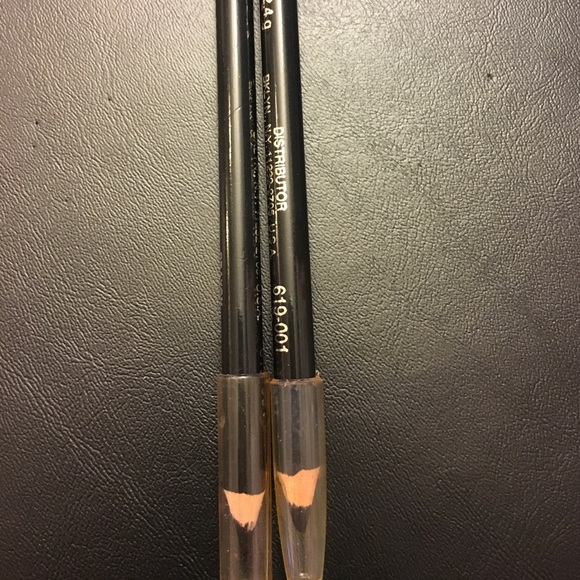 ARISTOCRAT Kohl Kajal Soft Eyeliner Crayon 🏆 - Picture 7 of 8